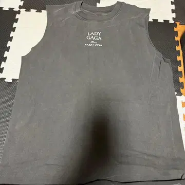 Lady Gaga mayhem ball 탱크탑 L