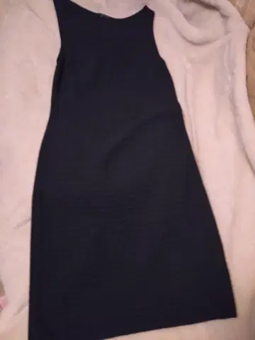 Theory 슬리브리스 타이트 원피스 S 사이즈