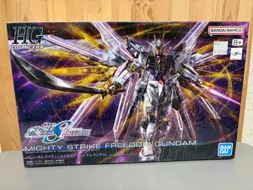 HG 마이티 스트라이크 프리덤 건담
