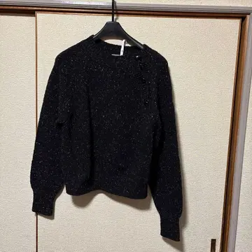 마가렛호웰 블랙 버튼 긴팔 니트 스웨터