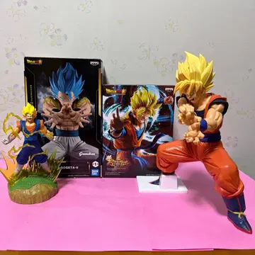 미개봉 새상품과 개봉품 드래곤볼 피규어 4체 세트