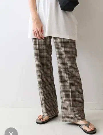 프레임워크 체크 무늬 세미 플레어 팬츠 38