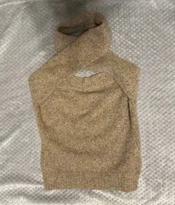 CITRUSnOTES 시트러스노츠 캐시미어 니트 홀터 크로스 베어탑 S