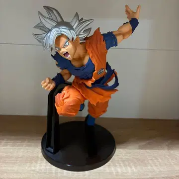 드래곤볼 초 손오공 피규어 무의식의 극의