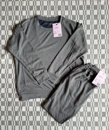 새상품 WORKMAN 워크맨 메디힐 상하의 세트 리커버리 웨어 M