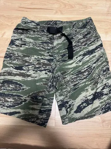 Back channel 카모 하프 팬츠