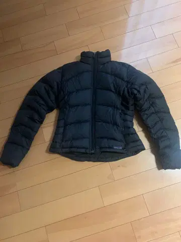파타고니아 다운 자켓 블랙 WOMEN'S S