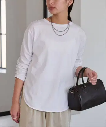 프레임워크 라운드 헴 긴팔 티셔츠 화이트 프리 사이즈