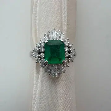 에메랄드 플라티나 반지