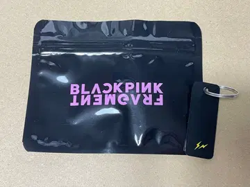 BLACKPINK 프라그먼트 콜라보 키링 블랙/옐로우
