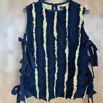 C*CO 스트라이프 패턴 리본 포함 베스트 지레 인도네시아 산