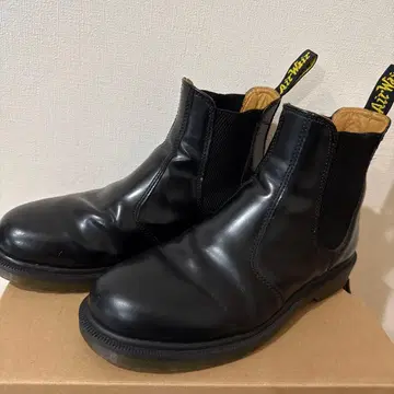 닥터마틴 사이드 고어 부츠 UK8