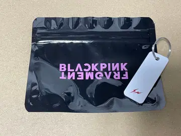 BLACKPINK 프라그먼트 콜라보 키링 화이트/레드
