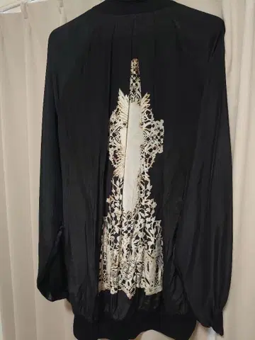 share spirit 크로스 레이스 스카잔