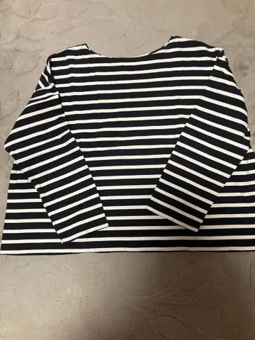 nest Robe 보더 보트넥 풀오버