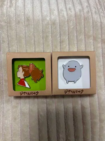 지브리 파크 마루 밑 아리에티 너희는 어떻게 살아야 하는가 핀 배지