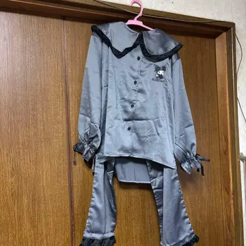 SAN 쿠로미 새틴 파자마 룸웨어 M 사이즈