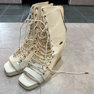 화이트 레이스업 부츠 M