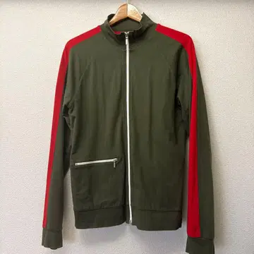 질 샌더 올리브 그린/레드 점퍼