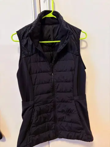 블랙 Lululemon 다운 베스트 6