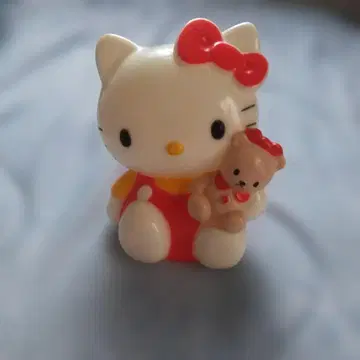 레어 헬로키티 테디베어 포함 저금통 피규어