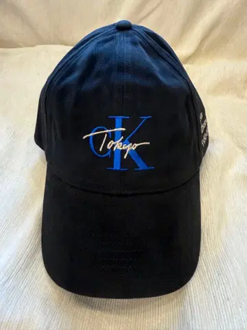 캘빈 클라인 블랙 캡