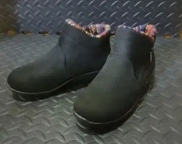 PANSY 스웨이드풍 숏부츠 블랙