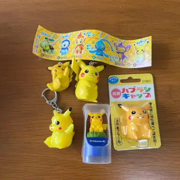 레어 피카츄 포켓몬 세트 피규어 마스코트 키링 레트로