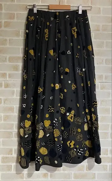 팔라스 팰리스 nume 누메 벨로아 패턴 스커트