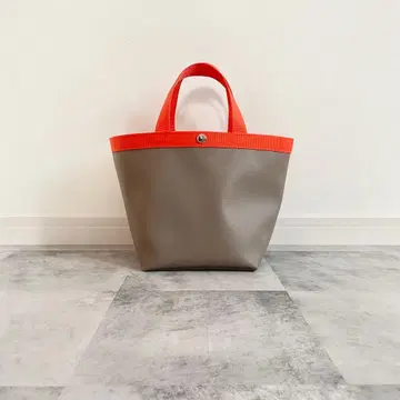 핸드메이드 보트형 토트 M 브라운 베이지 오렌지 버튼 실버