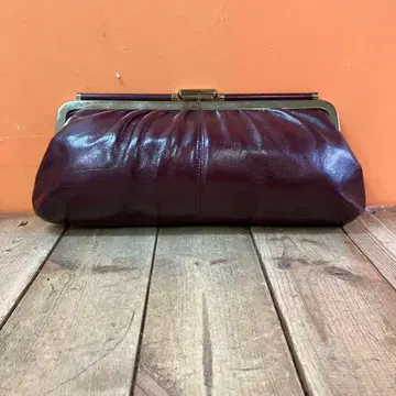 3F [빈티지 감성 물씬] 가마구치 클러치백 보르도