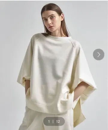 COGTHEBIGSMOKE 코그더빅스모크 DAISY TOP