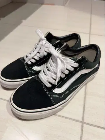 Vans 올드스쿨 블랙/화이트 스웨이드 24.5cm