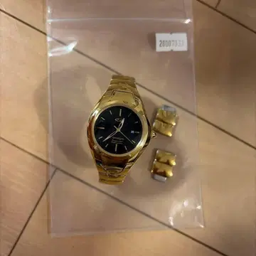 GSX 골드 쿼츠 손목시계