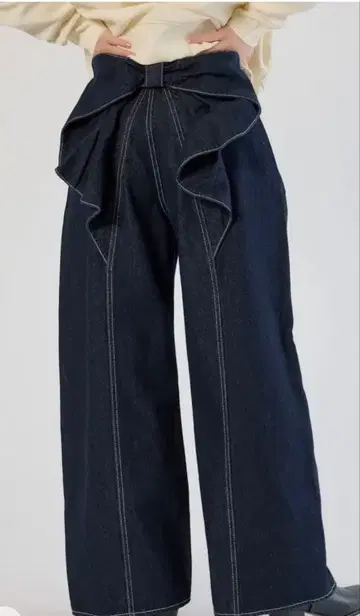 미사용 새상품 리본 포함 다크 데님 와이드 팬츠 로데오 크라운