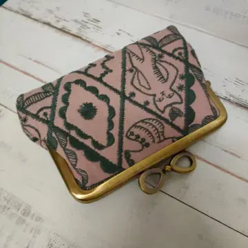 모자 가마구치 지갑 미나 페르호넨 symphony 핑크 x 그린