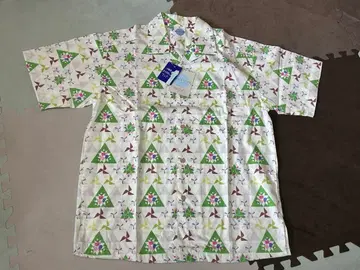 새상품 카리유시 웨어 에메랄드 아일랜드 M 사이즈 a39