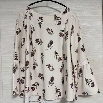 SIMPLICITE 심플리시떼 긴팔 꽃무늬 리본