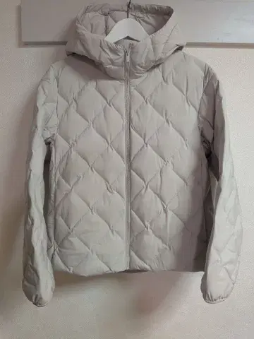 유니클로 퍼프 테크 후드티