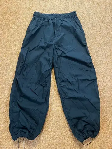 [ UNIQLO C ] 와이드 파라슈트 팬츠 블랙 M
