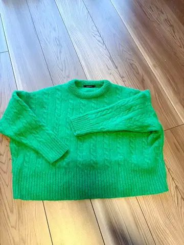 MACPHEE 그린 니트 스웨터