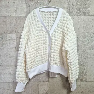 RADIATE 라디에이트 팝콘 니트 가디건 화이트 야마다야