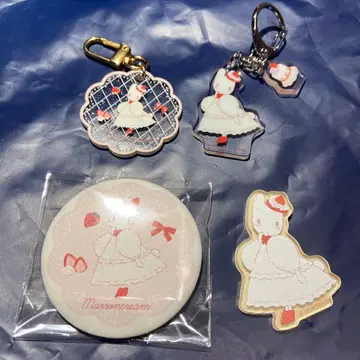산리오 마론 크림 스위트 케이크즈 스티커 키링 캔뱃지