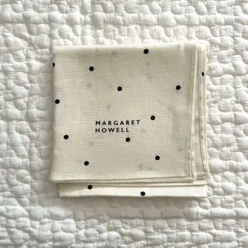 새상품 마가렛호웰 린넨 손수건