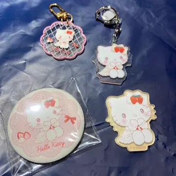 산리오 키티 스위트 케이크즈 스티커 키링 캔뱃지