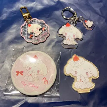 산리오 마이멜로디 스위트 케이크즈 스티커 키링 캔뱃지