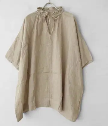 네스트로브 린넨 프릴 넥 튜닉