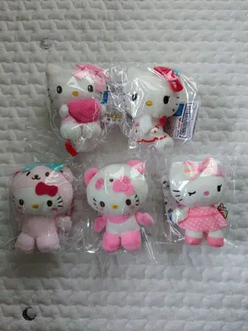 메조 피아노 x 헬로키티 헬로키티 50+1 마스코트 5종 세트