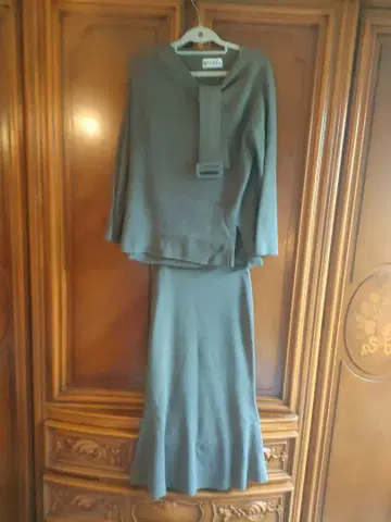 SNIDEL 머메이드 셋업 모카 브라운 미사용에 가까움