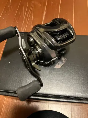 다이와 24 스티즈 svtw100 XH 우회전 핸들